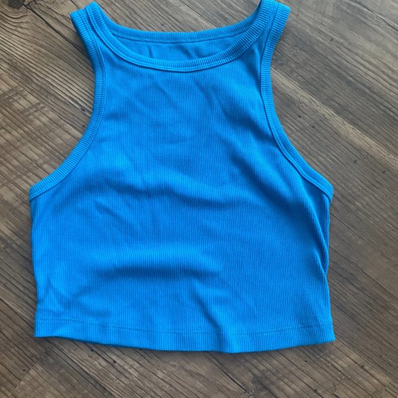 2pc set cropped tanks tops - Picture 5 of 6